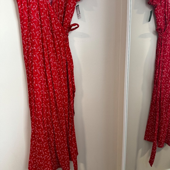 Simons wraparound dress NWT - Picture 3 of 3